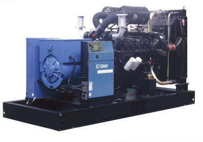 картинка Дизельный генератор SDMO D550 с АВР от магазина Генератор Центр