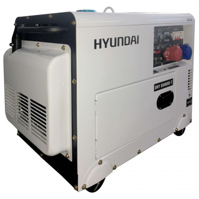 картинка Бензиновый генератор Hyundai DHY 8500SE-T от магазина Генератор Центр